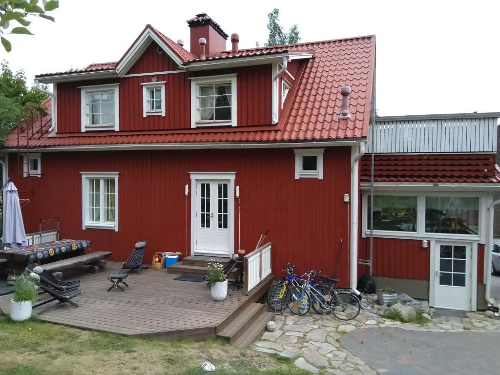 Проживание в семье 120 yrs. old log house in Kuopio city centre Куопио-82